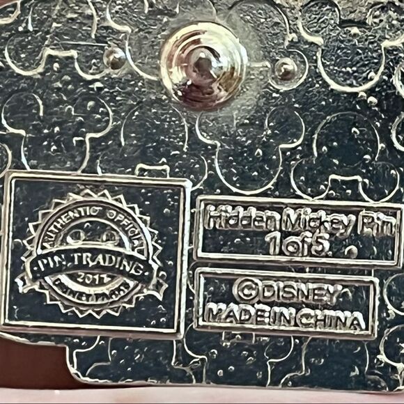 Disney Pin Goofy Coffee Mug Hidden Mickey Series - Picture 5 of 5